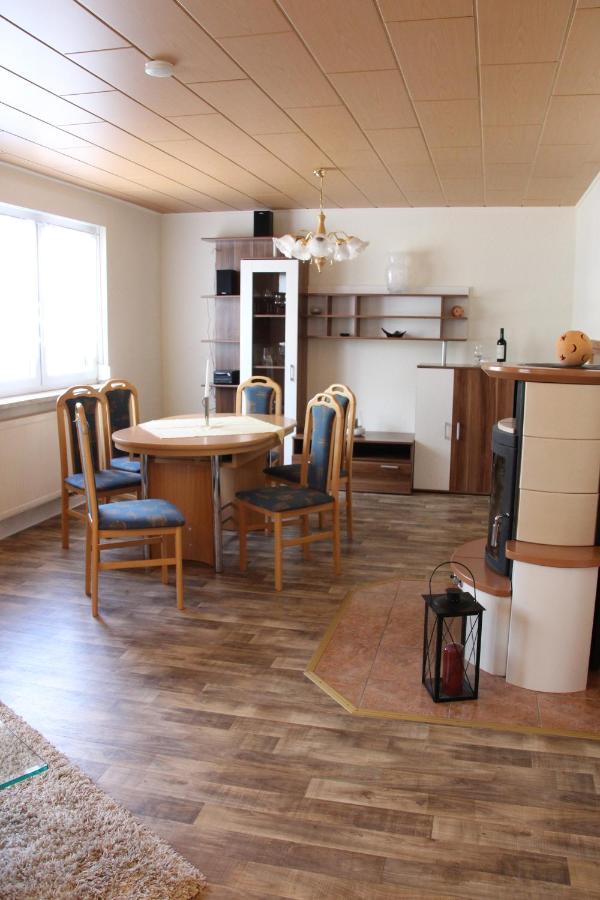 Landhaus "Zum Frosch" Kalbsrieth Extérieur photo