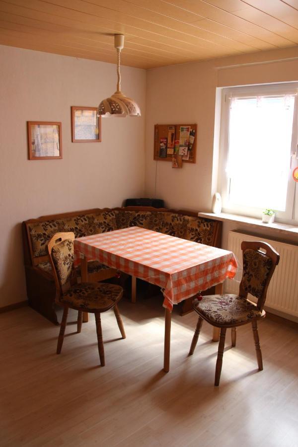 Landhaus "Zum Frosch" Kalbsrieth Extérieur photo